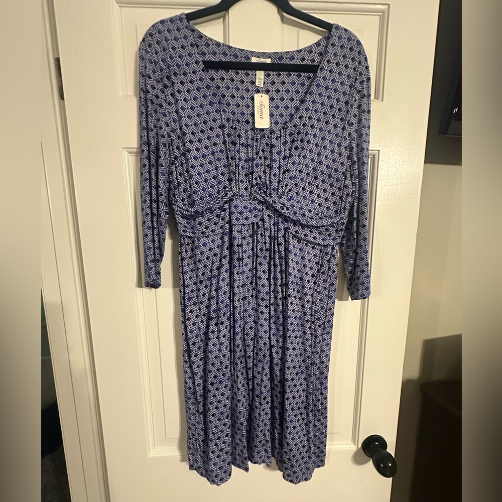 Soma Blue and White 3/4 Sleeve Dress